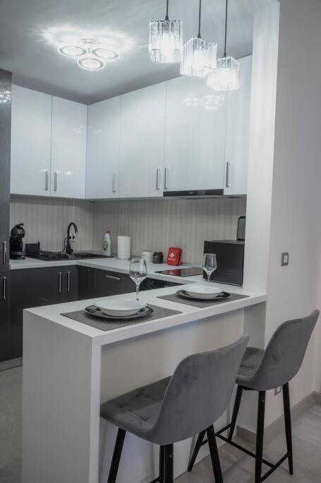 בוקרשט Luxury 2 Bedroom Apartment מראה חיצוני תמונה